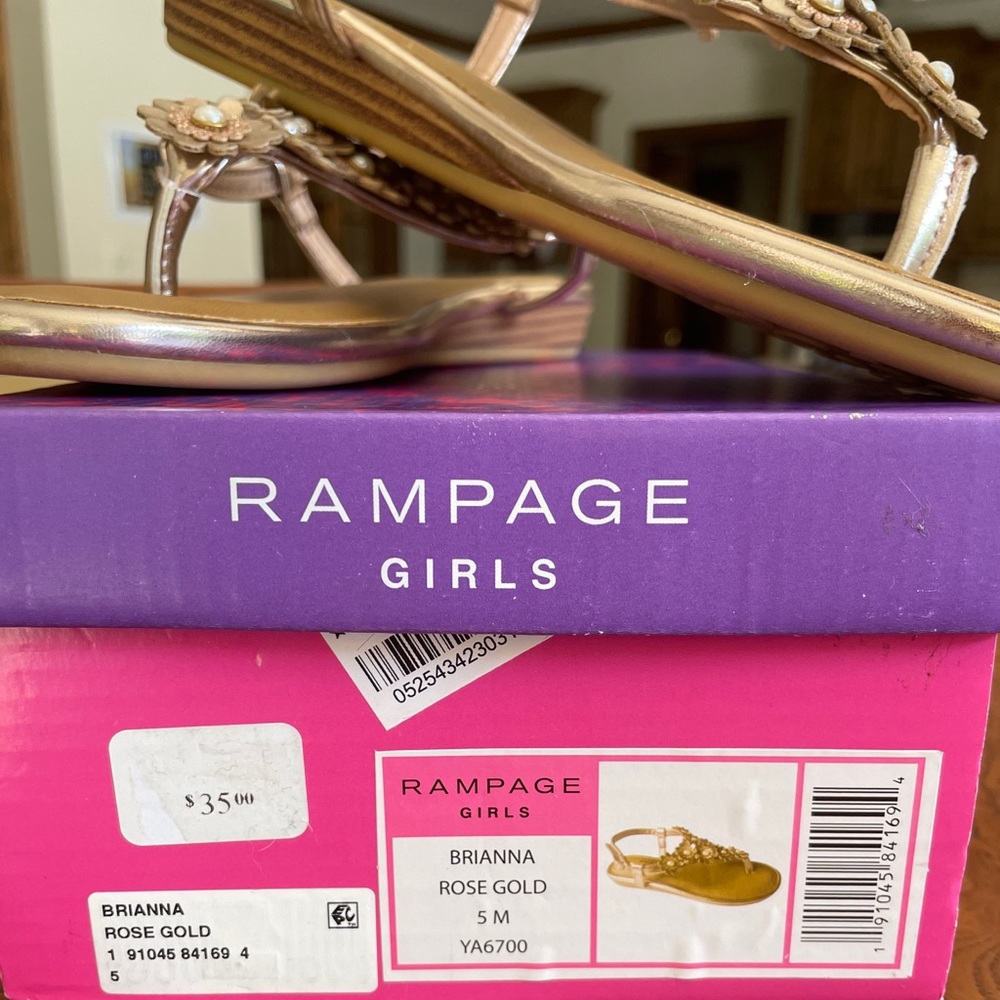 NEW Rampage Girls Sandals Brianna Rose Gold Sz 5 M  (sizes 2 & 4 also Available) - Picture 4 of 12